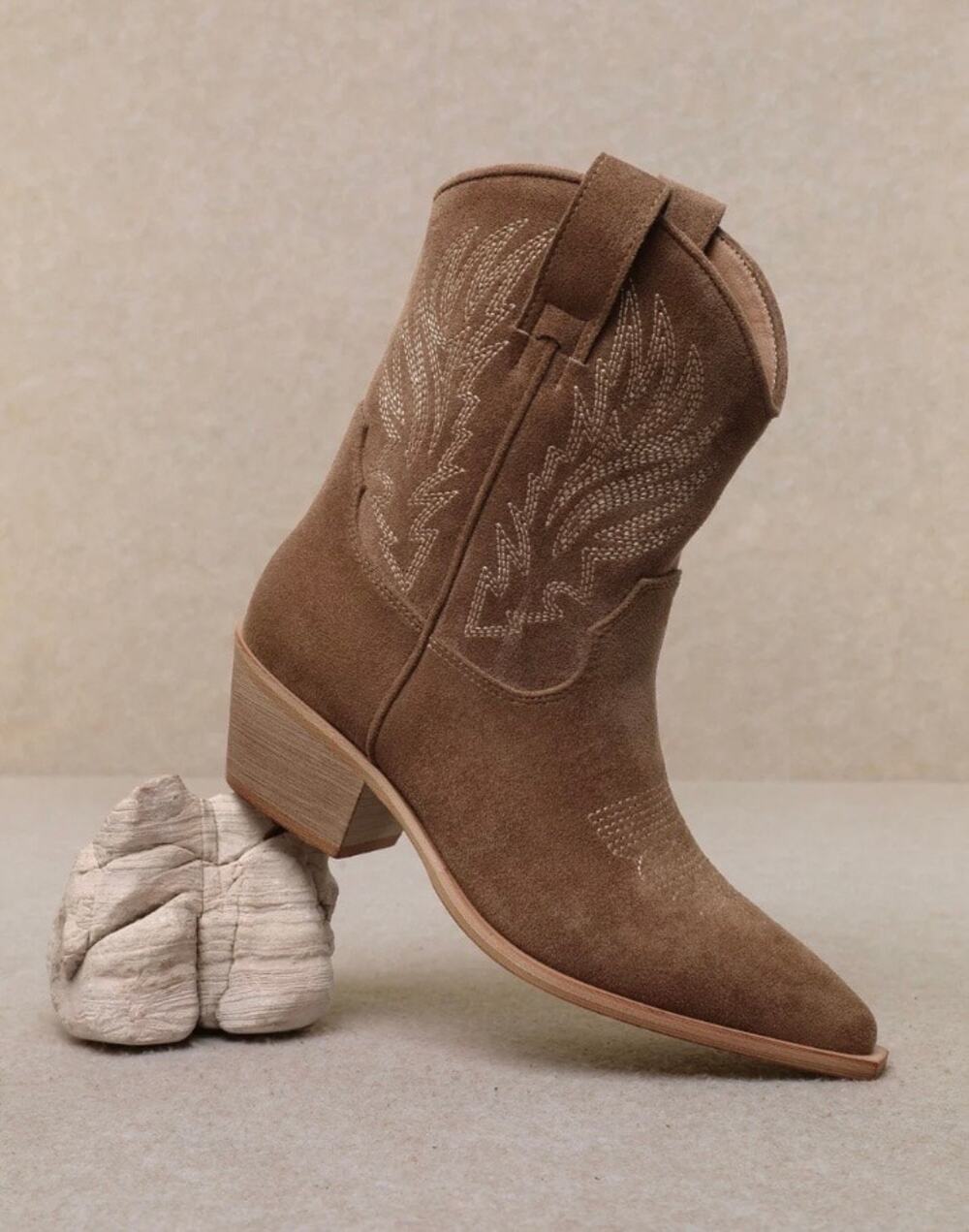 MiiM-Claire Western Luxe Kinsey Booties